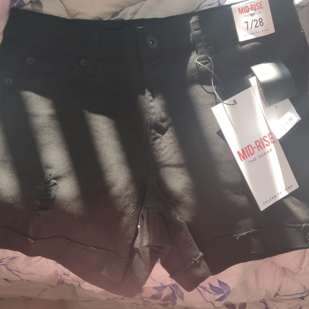 Mid-Rise Shorts